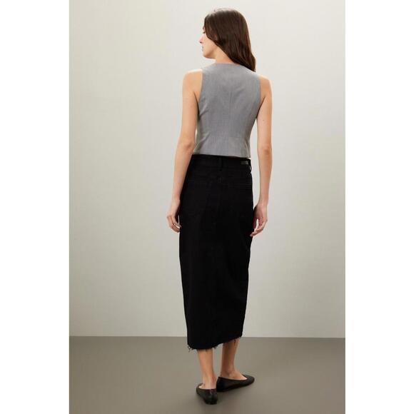 BLANKNYC Black Needed Me Skirt Size 34 with Fabric Pull - Picture 2 of 9